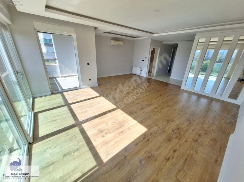 Konyaaltı Uncalı Mahallesi'nde Havuzlu Güvenlikli Site 3+1 Daire — fotoğraf 10
