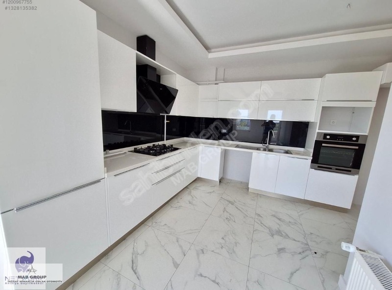Konyaaltı Uncalı Mahallesi'nde Havuzlu Güvenlikli Site 3+1 Daire — fotoğraf 13