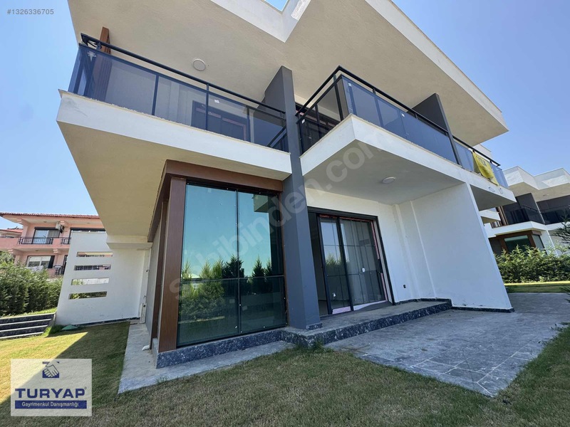 Turyap Tan Tirenin Gözde Bölgesinde Bulvar Üstü Satılık Villa — fotoğraf 2