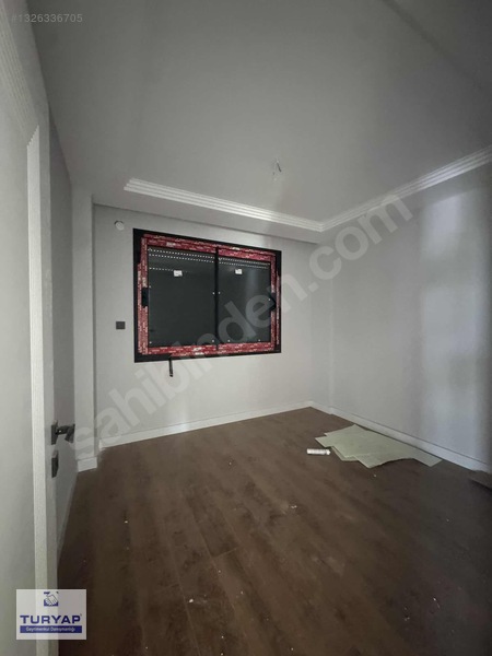Turyap Tan Tirenin Gözde Bölgesinde Bulvar Üstü Satılık Villa — fotoğraf 11