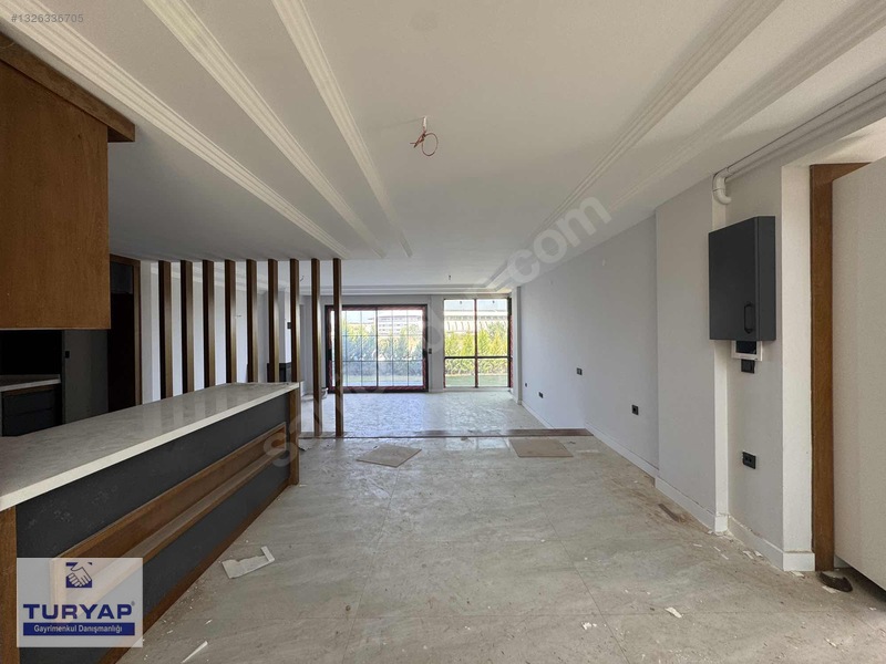 Turyap Tan Tirenin Gözde Bölgesinde Bulvar Üstü Satılık Villa — fotoğraf 13