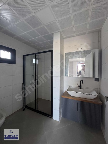 Turyap Tan Tirenin Gözde Bölgesinde Bulvar Üstü Satılık Villa — fotoğraf 27