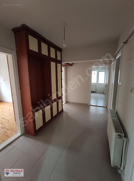 Kuşpınarda Saadet Erikoğlu İlkokulu Yanında Arakat 3+1 Daire — fotoğraf 11