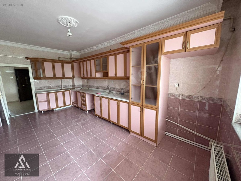 Albayraklar Gm'den Yıldızkent'de Kiralık 3+1 Daire — fotoğraf 3