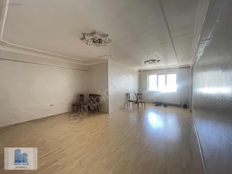 Destek Gy'den Şehir Merkezi'nde Cadde Cepheli 200 M2 4+1 Daire — fotoğraf 2