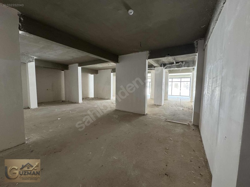 Uzman Gayrımenkul Dan Kurumsal Kiralık Dükkan: 220 M² — fotoğraf 9