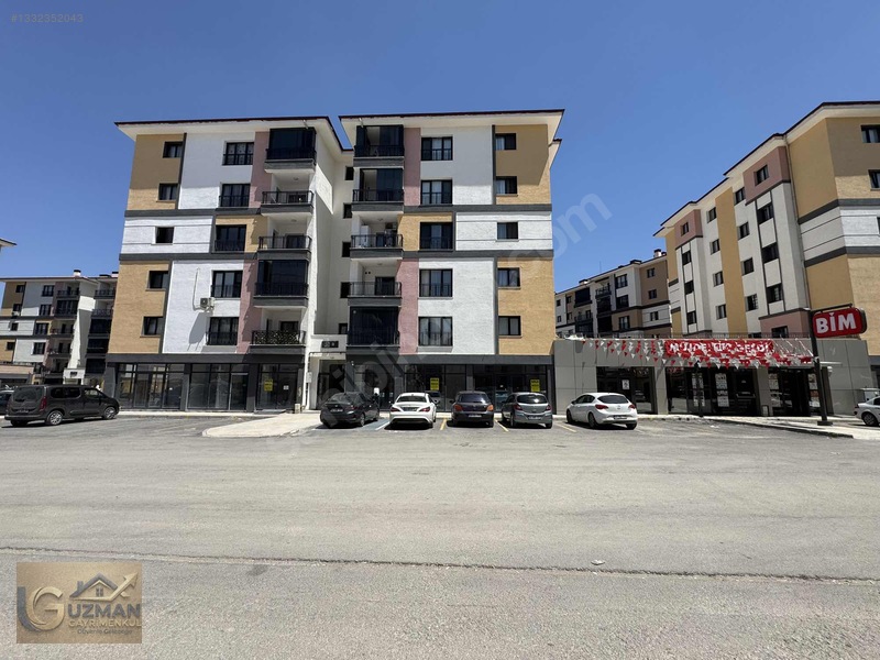 Uzman Gayrımenkul Dan Kurumsal Kiralık Dükkan: 220 M² — fotoğraf 22