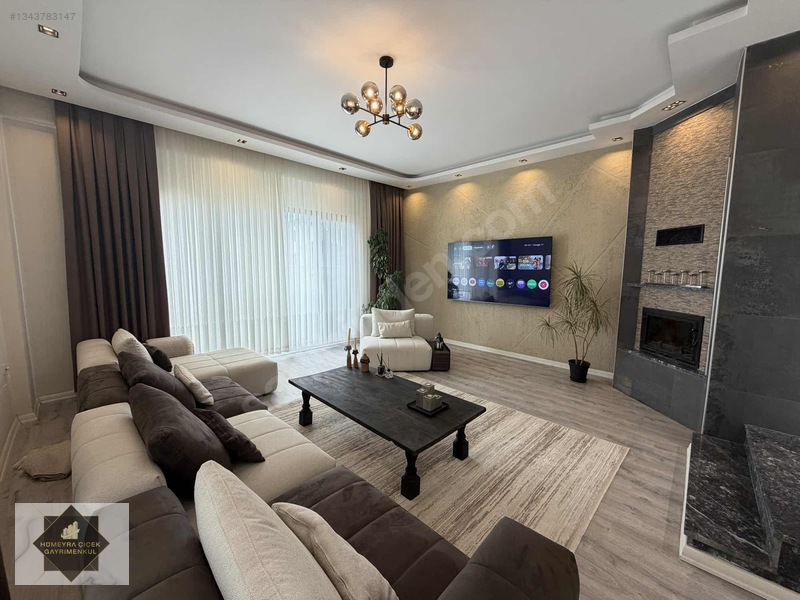 Çiçek Emlak'tan Şıralık'ta Eşyalı Şömineli 3+1 İkiz Villa — fotoğraf 4