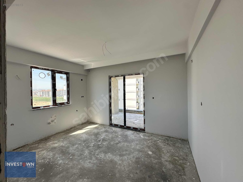 Yenişehir'de Merkezi Konumda Satılık 2+1 Manzaralı Arakat Daire — fotoğraf 7