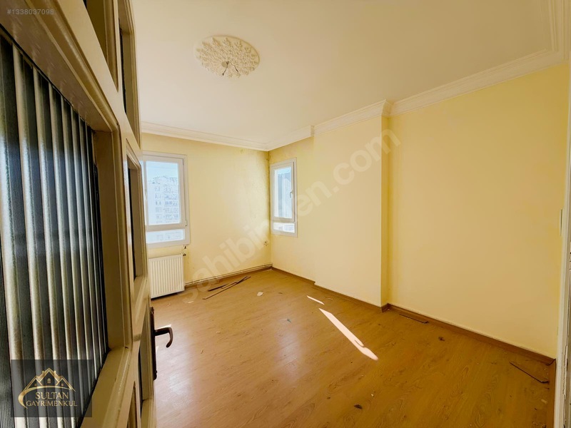 Sultan*dan G.yalı Blv.üzeri Göl Manzaralı Cazip Geniş 3+1 Daire — fotoğraf 8