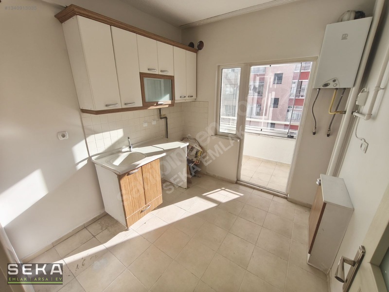 Meram Konevi Konutlarında Kiralık 2+1 — fotoğraf 5