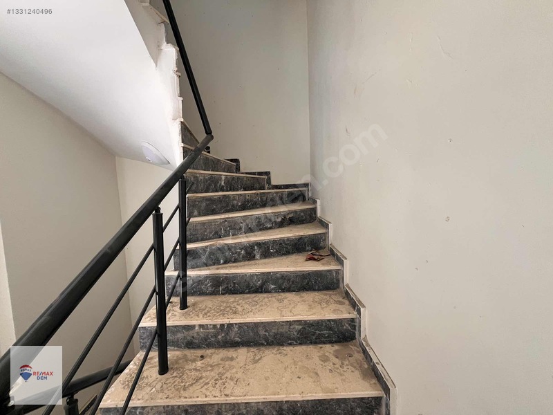 Remax Dem'den İnönü Mah.yerden Isıtmalı Kiralık 2+0 Lüx Daireler — fotoğraf 8