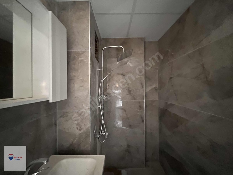 Remax Dem'den İnönü Mah.yerden Isıtmalı Kiralık 2+0 Lüx Daireler — fotoğraf 20