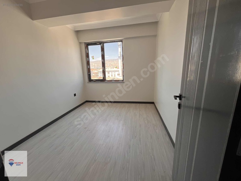 Remax Dem'den İnönü Mah.yerden Isıtmalı Kiralık 2+0 Lüx Daireler — fotoğraf 26