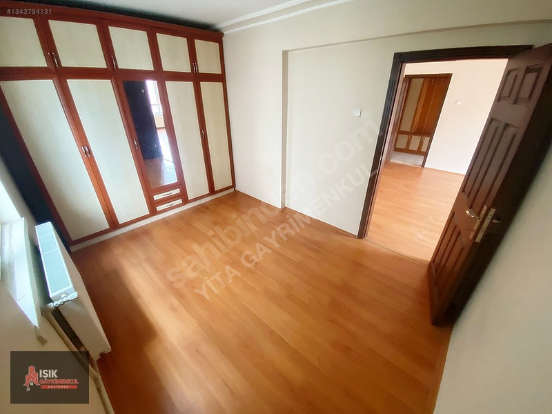 *ışıktan Kızılcahamam Cd Yakını Temiz Yapılı Kotta Önü Açık 3+1* — fotoğraf 33