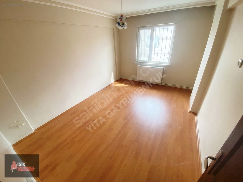 *ışıktan Kızılcahamam Cd Yakını Temiz Yapılı Kotta Önü Açık 3+1* — fotoğraf 39