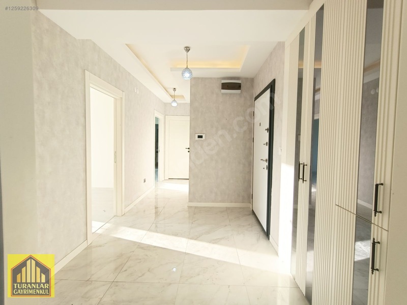 Ataşehir'de Ultra Lüx Kiralık 2+1 Daire — fotoğraf 2
