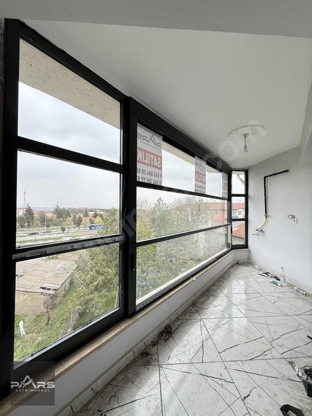 Pars Gayrimenkul'den Satılık Fatih'te Kapalı Garajlı 2+1 Daire — fotoğraf 14