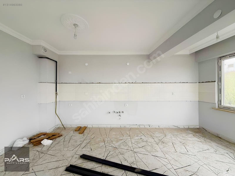 Pars Gayrimenkul'den Satılık Fatih'te Kapalı Garajlı 2+1 Daire — fotoğraf 16