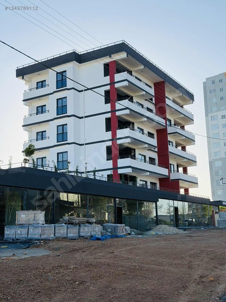 Bulvarda Ultra Lüks 3+1 Kapalı Mutfak Yerden Isıtma 120m² Net — fotoğraf 2
