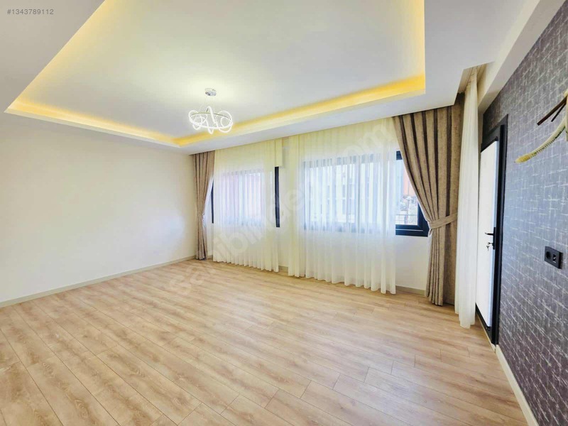 Bulvarda Ultra Lüks 3+1 Kapalı Mutfak Yerden Isıtma 120m² Net — fotoğraf 3