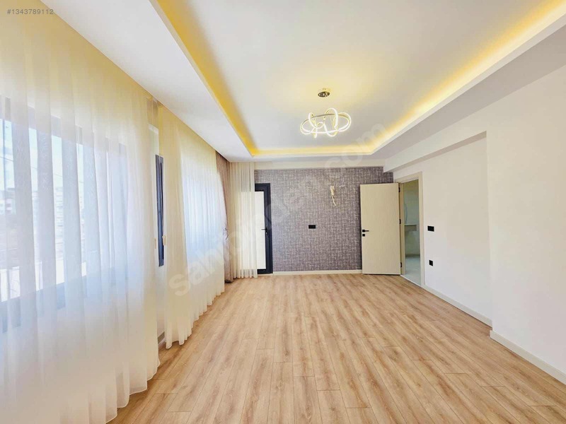 Bulvarda Ultra Lüks 3+1 Kapalı Mutfak Yerden Isıtma 120m² Net — fotoğraf 4