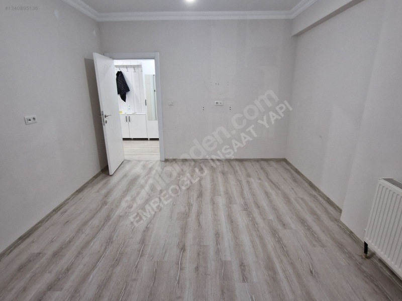 Avm Yürüme Mesafesinde2+1 Kat3 Asansörlü Emniyet Lojman Kapısıda — fotoğraf 18