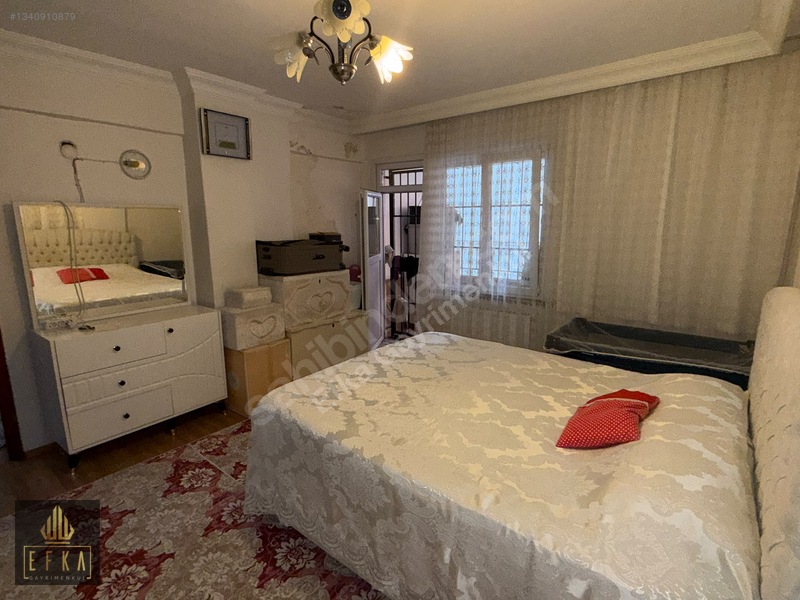 Bahçelievler Yenibosna Metrobüse Yakın 3,5+1 Satılık Daire 140m² — fotoğraf 13