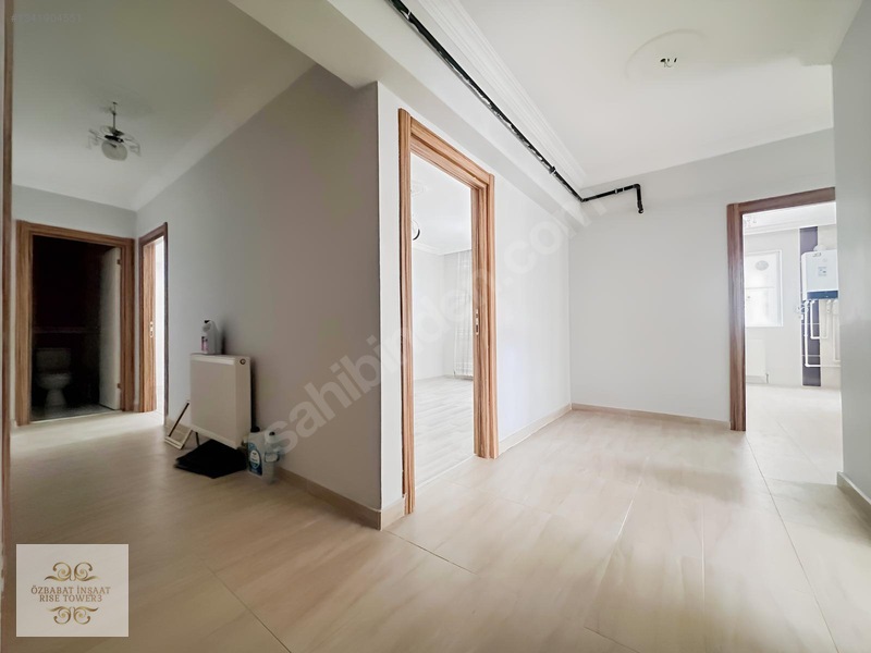 Özbabat'dan 4. Cadde'de Kök Tapu Teraslı Manzaralı 3+1 Daire — fotoğraf 4