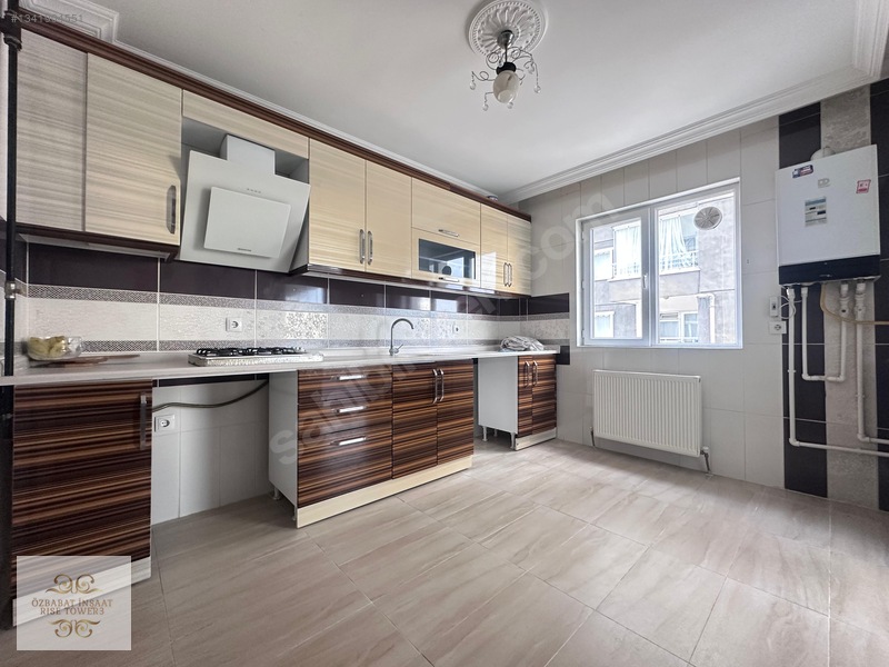 Özbabat'dan 4. Cadde'de Kök Tapu Teraslı Manzaralı 3+1 Daire — fotoğraf 5