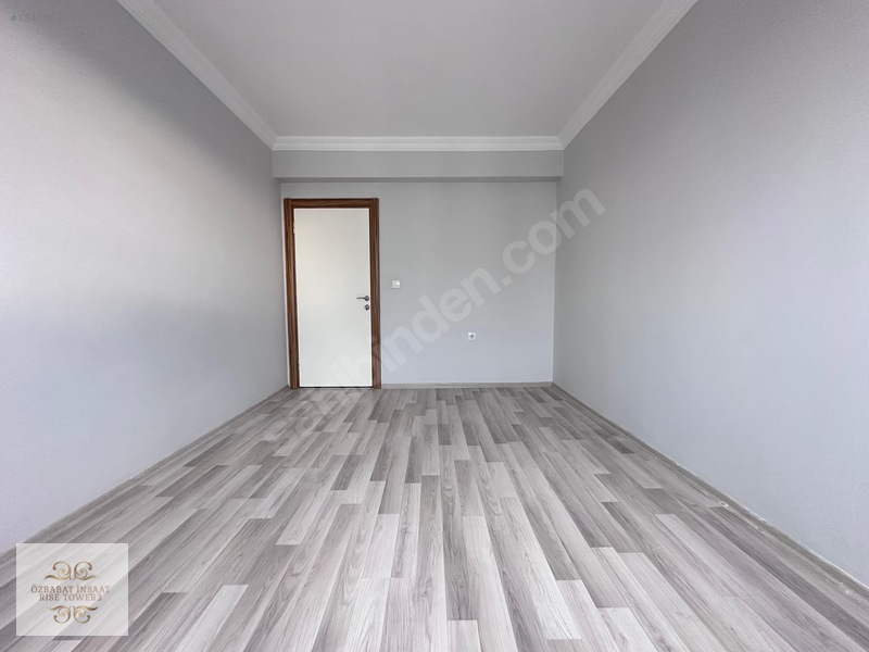 Özbabat'dan 4. Cadde'de Kök Tapu Teraslı Manzaralı 3+1 Daire — fotoğraf 10