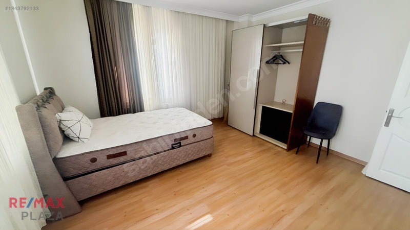 Aliağa Siteler Mah'de Eşyalı Kiralık 3+1 Daire — fotoğraf 14