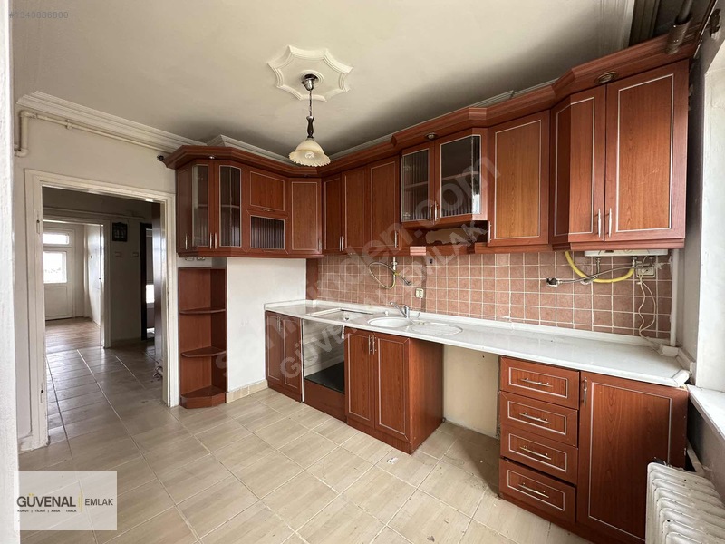 Güvenal'dan Yenişehir'de Kiralık 3+1 Mer.sistem Daire — fotoğraf 3