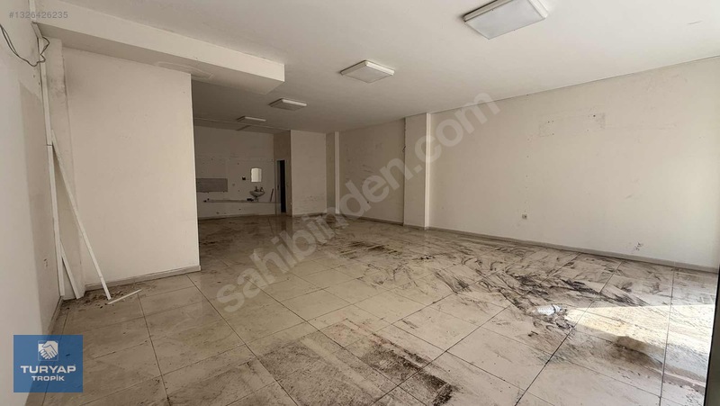 Erdemli Serinler Caddesinde | 7,5 Metre Cepheli — fotoğraf 5