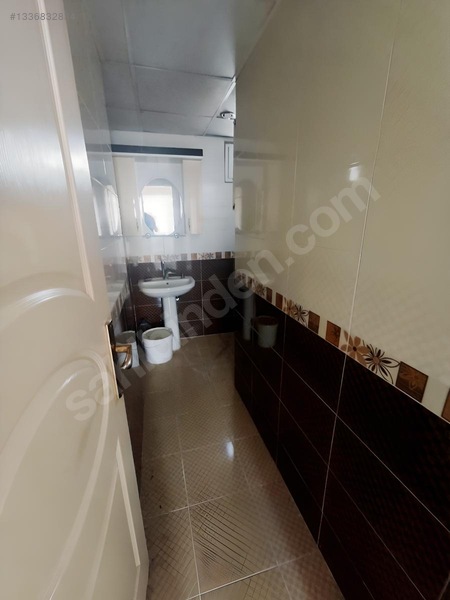 Seyran Emlak'tan Merkezi Konumda Satılık Uygun 3+1 Fırsat Daire — fotoğraf 18