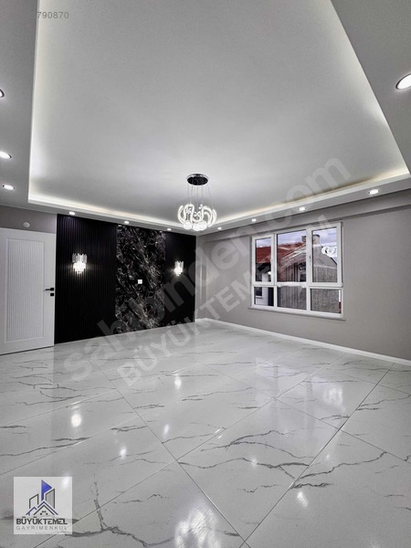 Büyüktemelden Satılık Lüx Yapı Özel Garajlı — fotoğraf 2