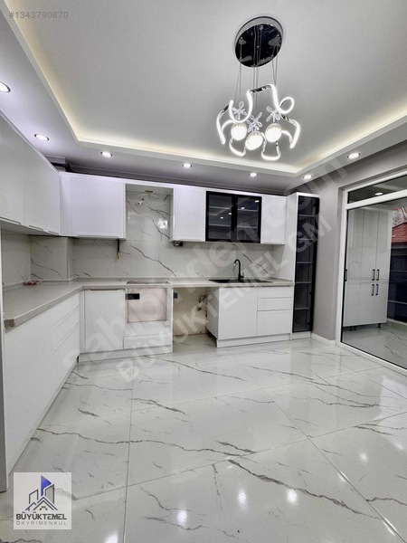 Büyüktemelden Satılık Lüx Yapı Özel Garajlı — fotoğraf 11