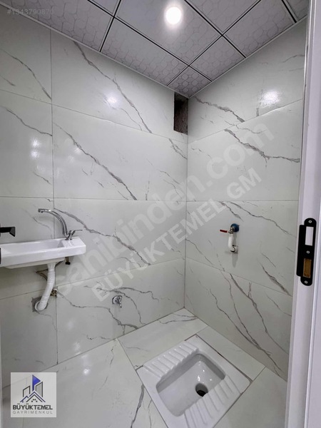 Büyüktemelden Satılık Lüx Yapı Özel Garajlı — fotoğraf 29