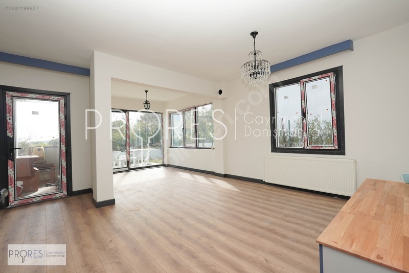 Şile Sahilköy 240m²arsa Üzerinde Komple Yenilenmiş Satılık Villa — fotoğraf 7