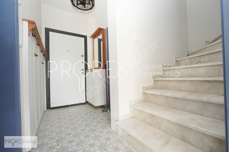 Şile Sahilköy 240m²arsa Üzerinde Komple Yenilenmiş Satılık Villa — fotoğraf 12