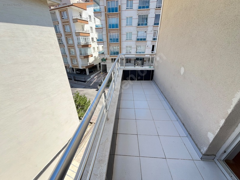 Atapark'ta Ankara Manzaralı Cadde Üzeri Çift Balkonlu 4+1 Daire! — fotoğraf 27