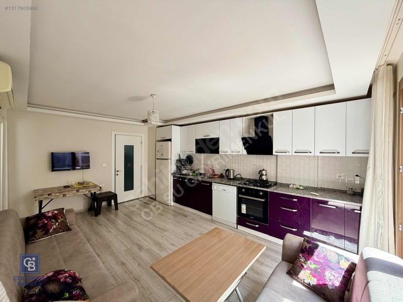 Merkezde Kaçırılmayacak Geniş Ferah Eşyalı 1+1 Satılık Daire — fotoğraf 5
