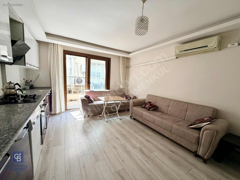 Merkezde Kaçırılmayacak Geniş Ferah Eşyalı 1+1 Satılık Daire — fotoğraf 7