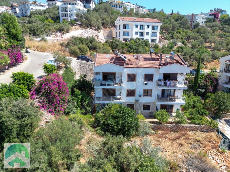 Kaş Merkeze Yakın, Parçalı Deniz Manzaralı Eşyalı 2+1 Daire — fotoğraf 3