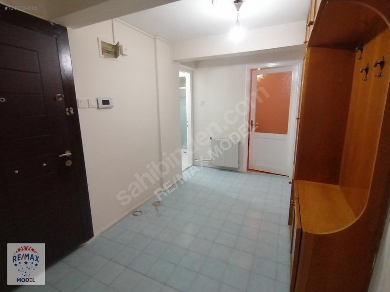 Bostanlıda Tadilatlı, Kiralık 3+1 Daire — fotoğraf 13