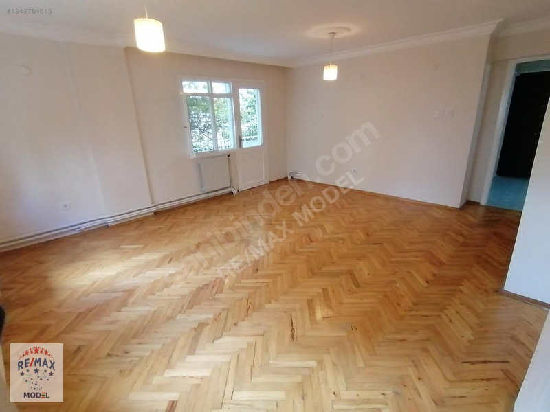 Bostanlıda Tadilatlı, Kiralık 3+1 Daire — fotoğraf 15