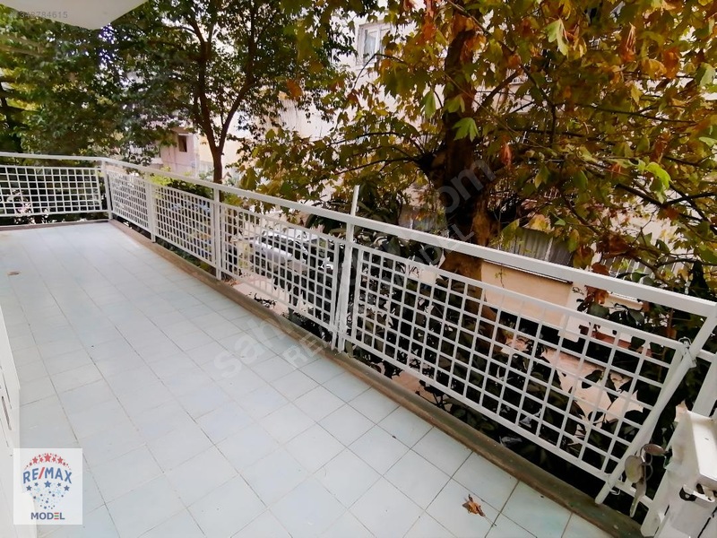 Bostanlıda Tadilatlı, Kiralık 3+1 Daire — fotoğraf 19
