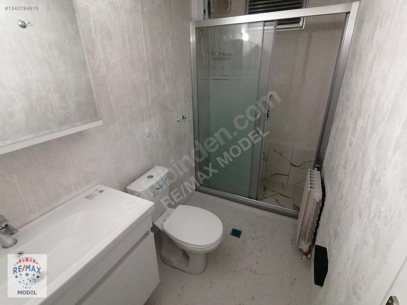 Bostanlıda Tadilatlı, Kiralık 3+1 Daire — fotoğraf 24