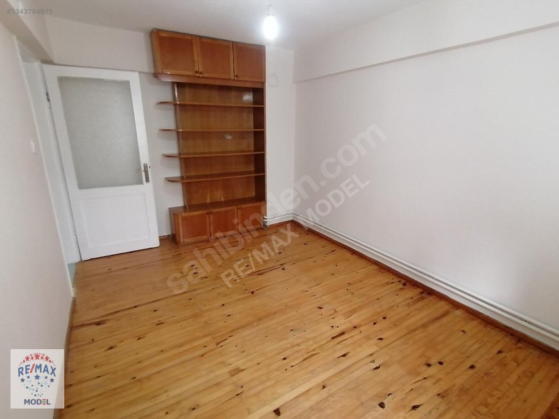 Bostanlıda Tadilatlı, Kiralık 3+1 Daire — fotoğraf 29