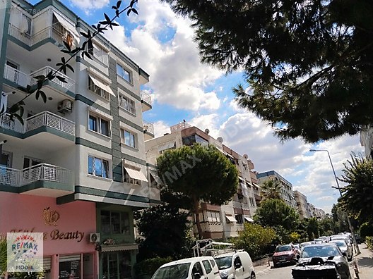 Bostanlıda Tadilatlı, Kiralık 3+1 Daire — fotoğraf 52